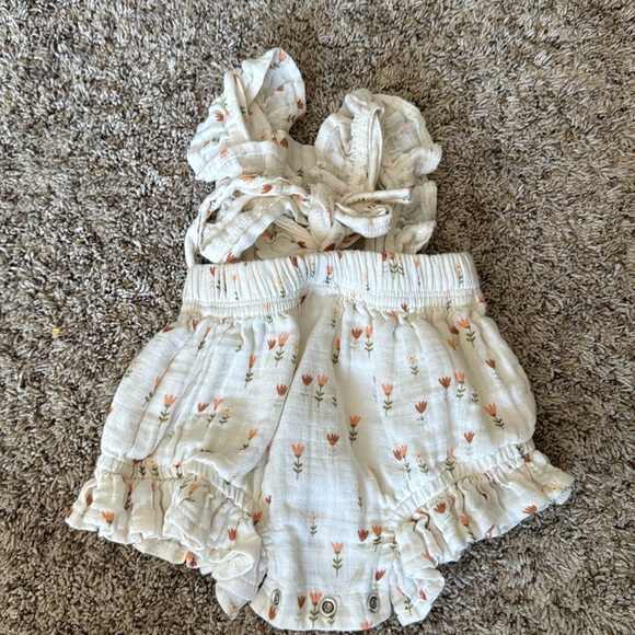 Viverano 100% organic cotton floral romper sz. 6-12 months - Picture 3 of 4